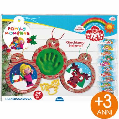 Dido' family moments