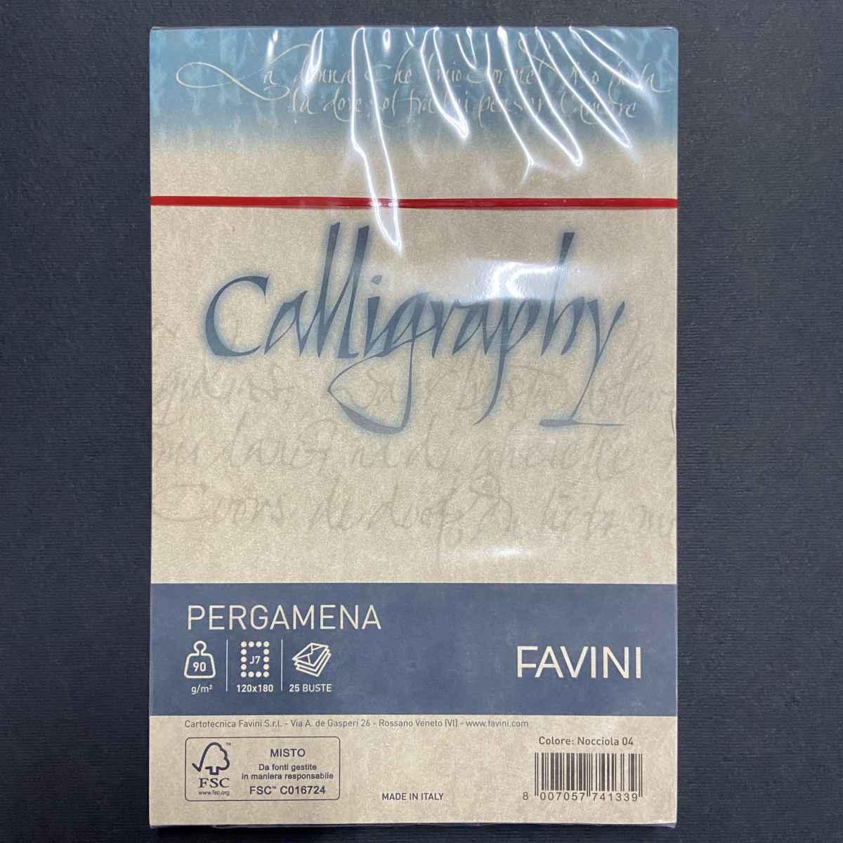 Calligraphy canvas 25 buste avorio