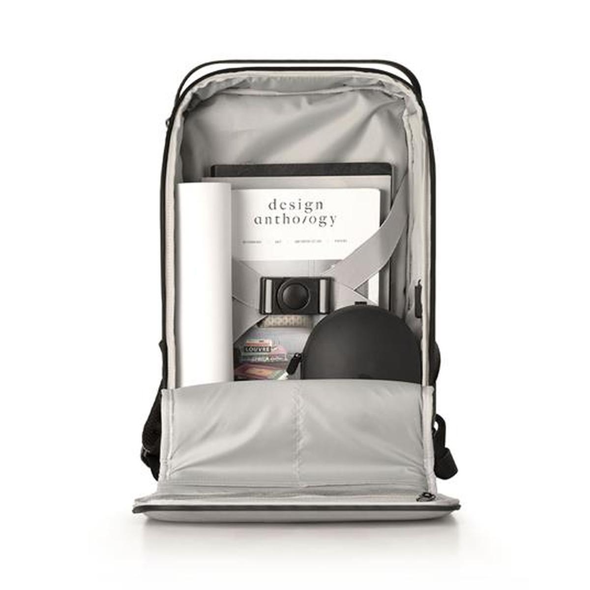 Zaino teknico magnum con chiusura a combinazione e porta usb blu